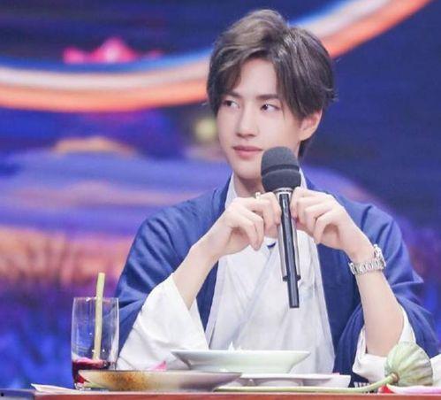 王一博韩国爆料视频,明星背后的真实生活  第2张